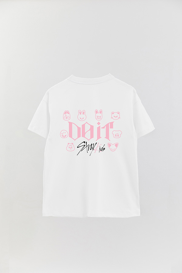 REMERA OVER ESTAMPADA STRAY KIDS FB DO IT 2