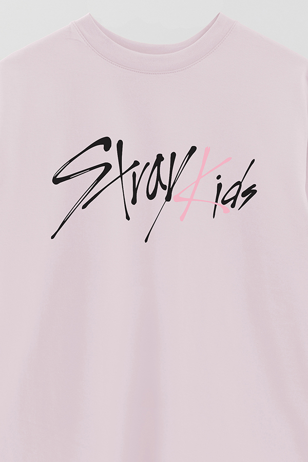REMERA OVER ESTAMPADA STRAY KIDS FB DO IT 1