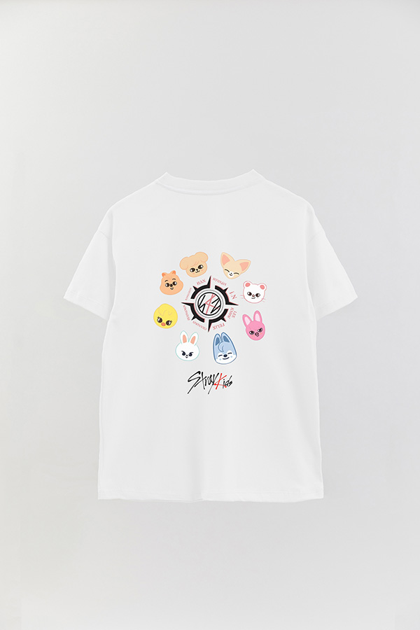REMERA OVER ESTAMPADA STRAY KIDS FB CT2