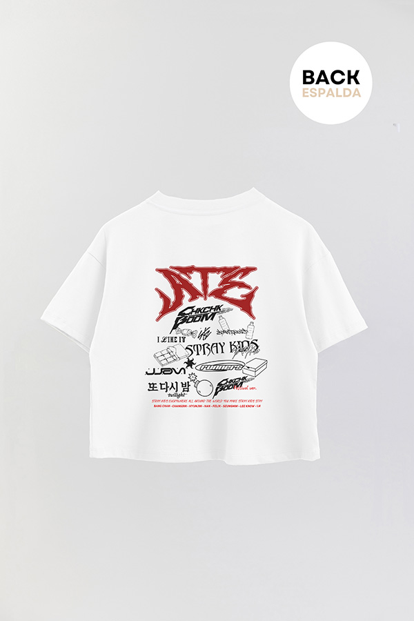 REMERA CROP ESTAMPADA STRAY KIDS FB ATE