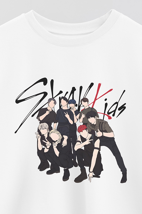REMERA CROP ESTAMPADA STRAY KIDS DR3