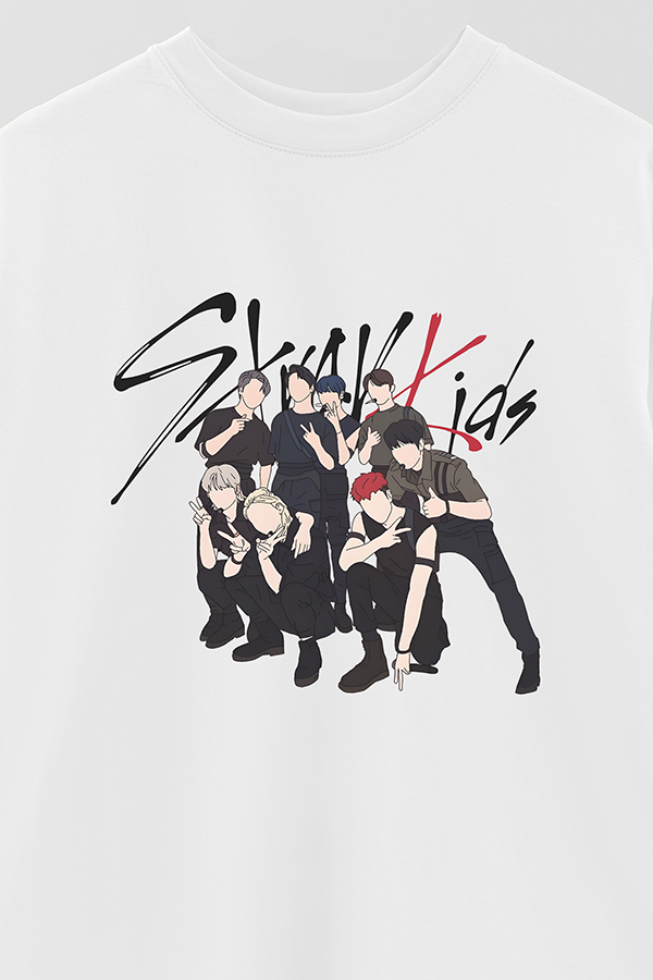 REMERA OVER ESTAMPADA STRAY KIDS DR3