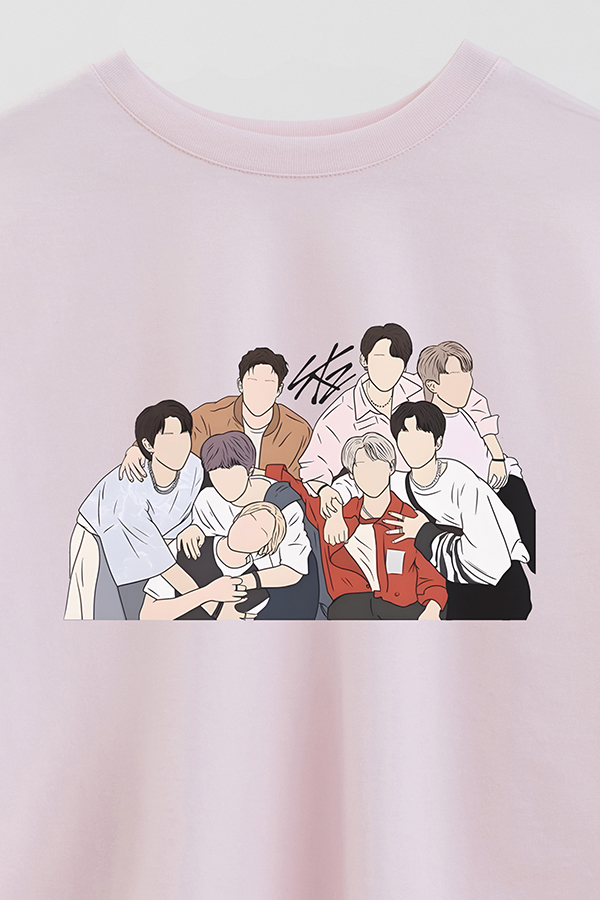 REMERA CROP ESTAMPADA STRAY KIDS DR2