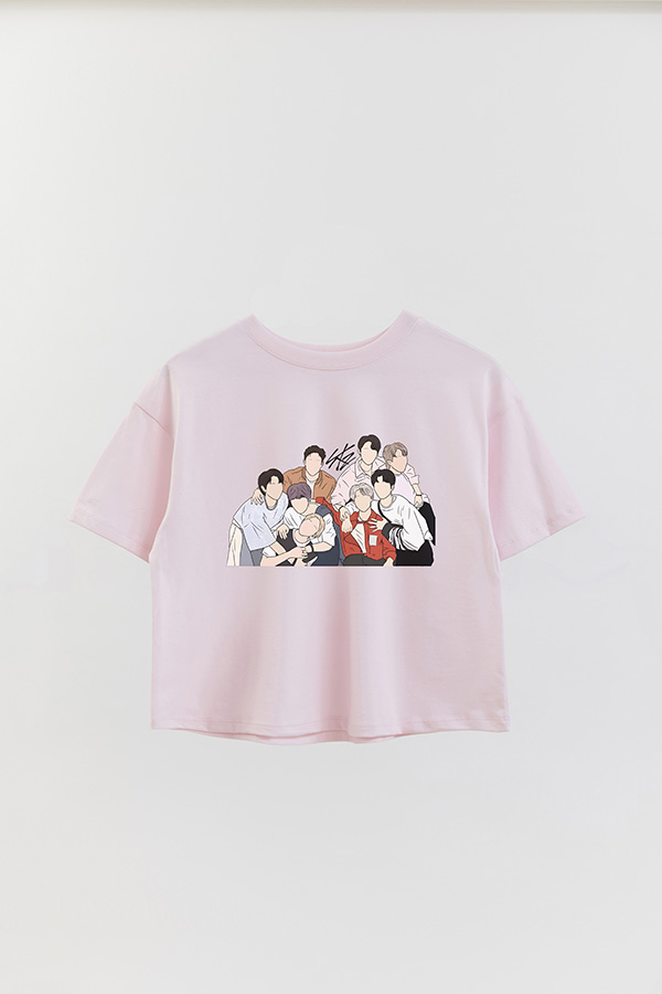 REMERA CROP ESTAMPADA STRAY KIDS DR2