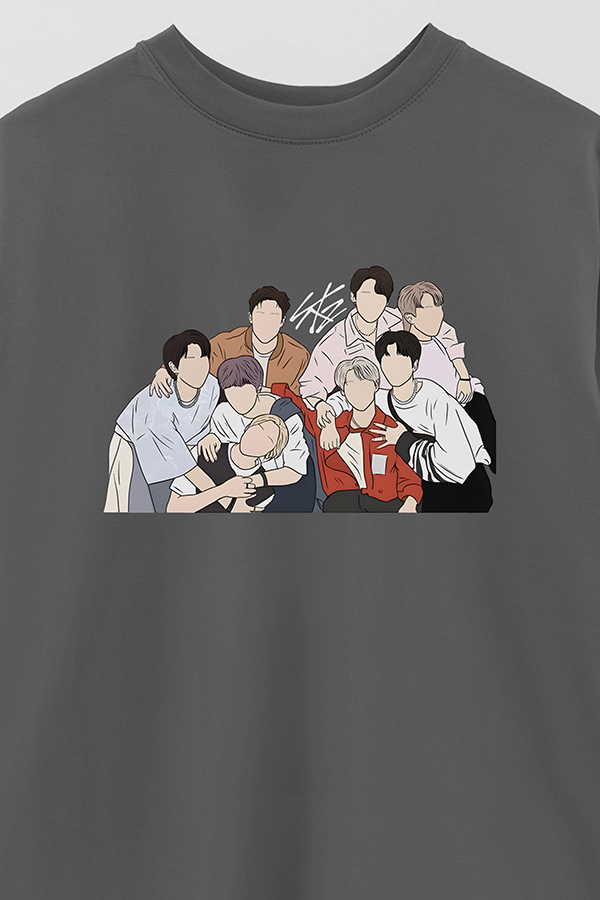 REMERA OVER ESTAMPADA STRAY KIDS DR2