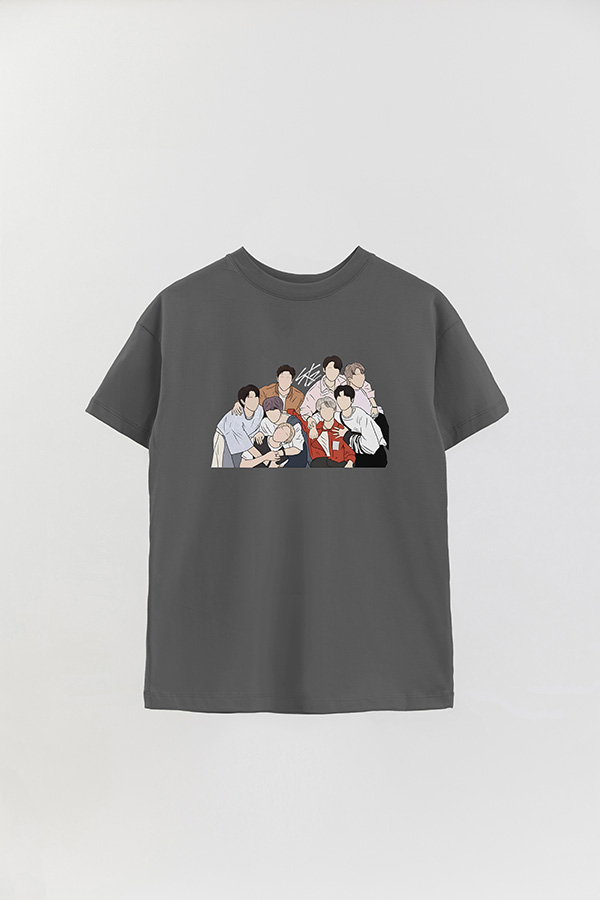 REMERA OVER ESTAMPADA STRAY KIDS DR2