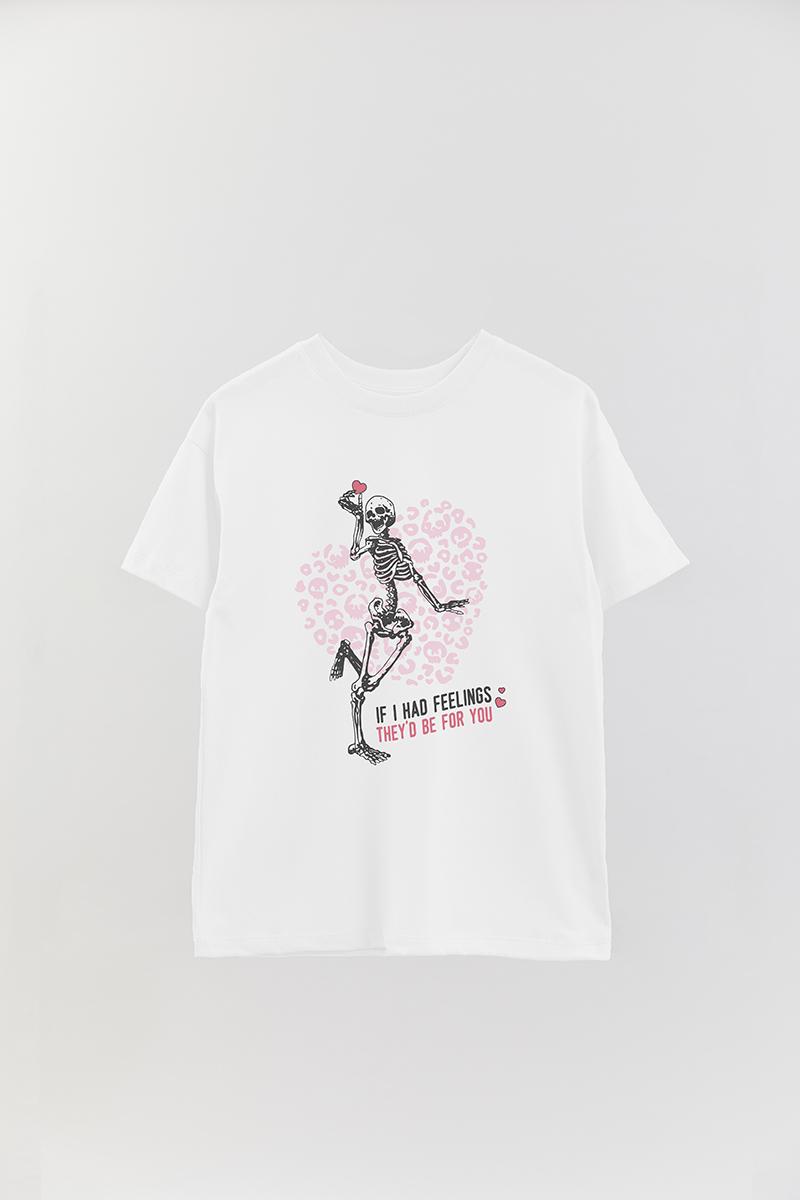 REMERA OVER ESTAMPADA SKT IF I HAD FEELINGS THEY'D BE FOR YOU