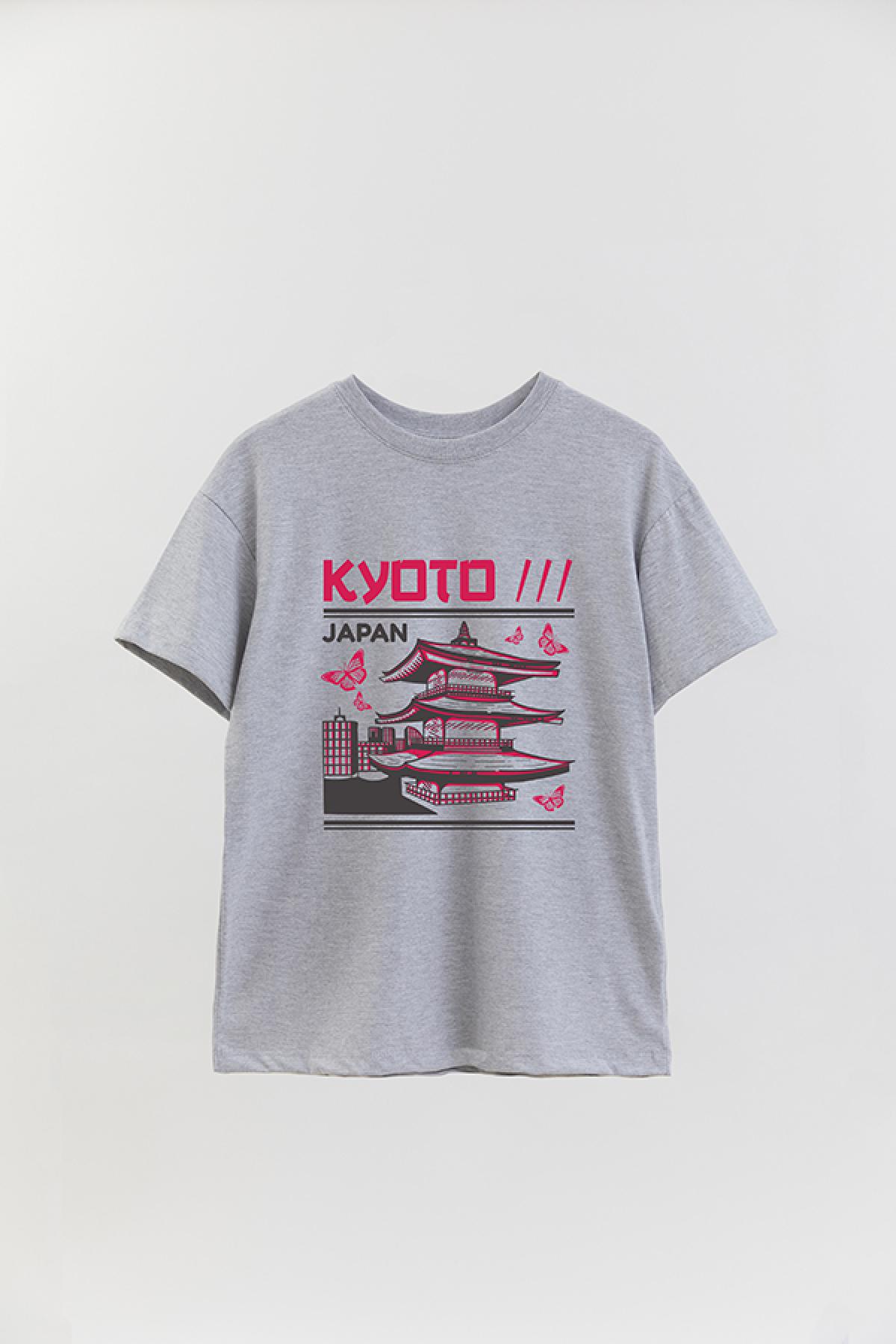 REMERA OVER ESTAMPADA CT KYOTO JAPAN