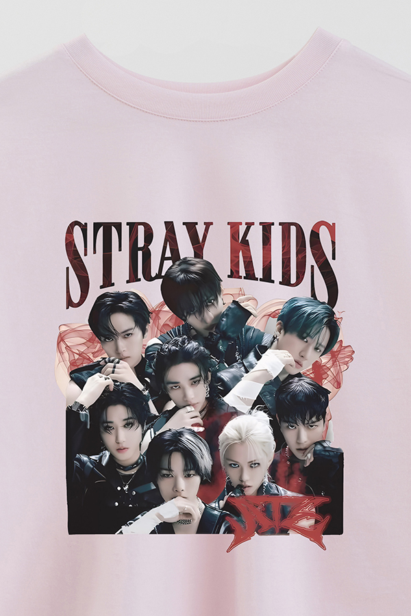 REMERA CROP ESTAMPADA STRAY KIDS BND4
