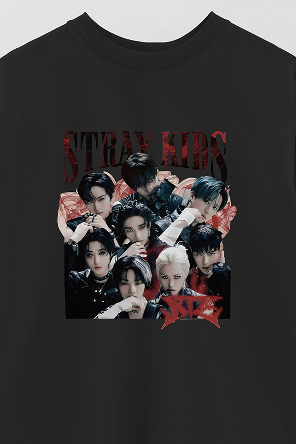 REMERA OVER ESTAMPADA STRAY KIDS BND4