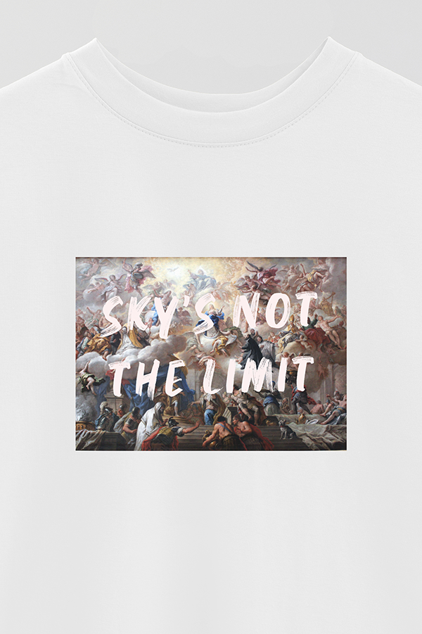 REMERA OVER ESTAMPADA ART COLLECTION 64 SKY'S NOT THE LIMIT