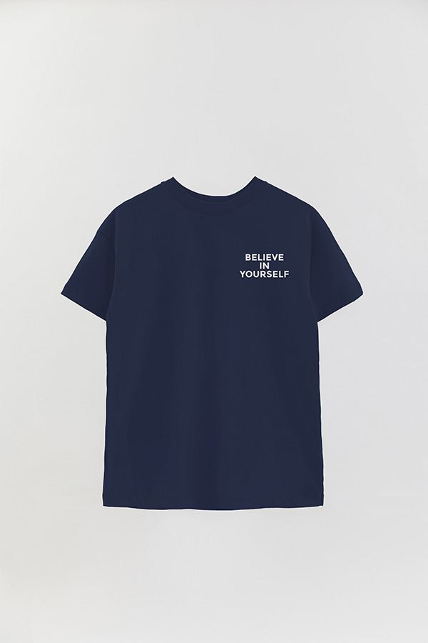 REMERA OVER FB URBAN THINK DIFFERENT