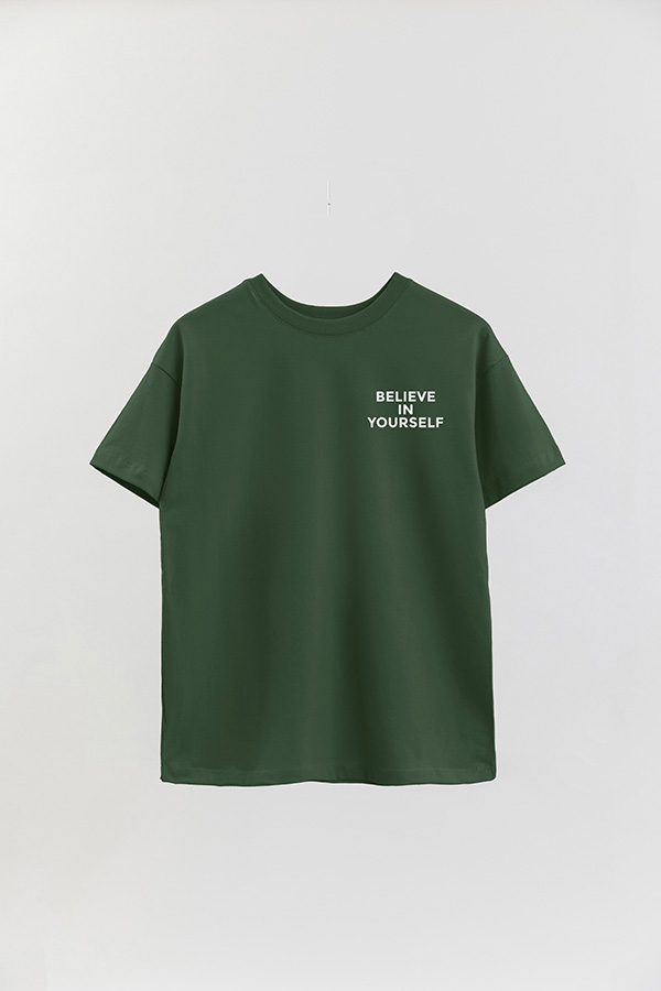REMERA OVER FB URBAN THINK DIFFERENT