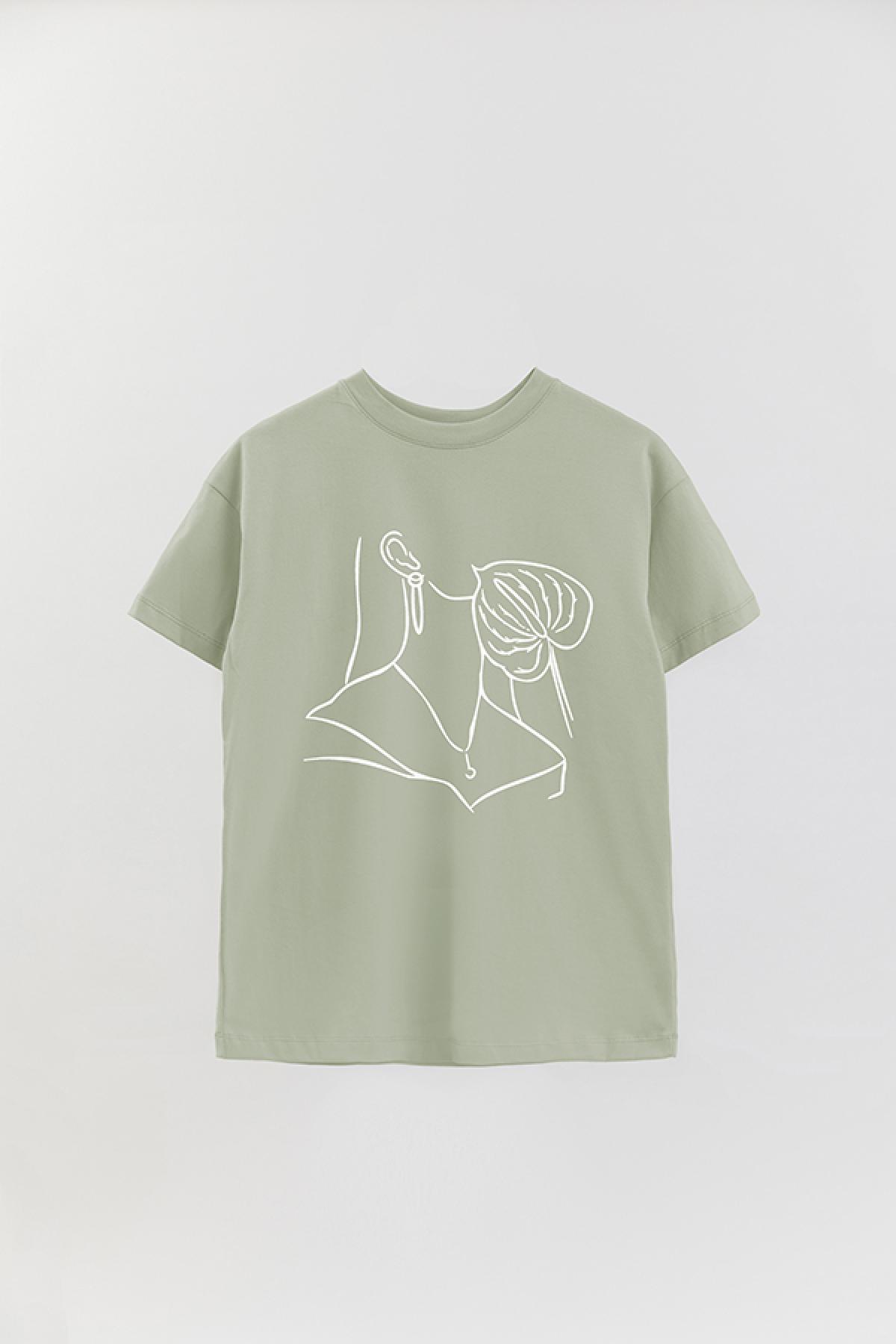 REMERA OVER ESTAMPADA W LINE ART1