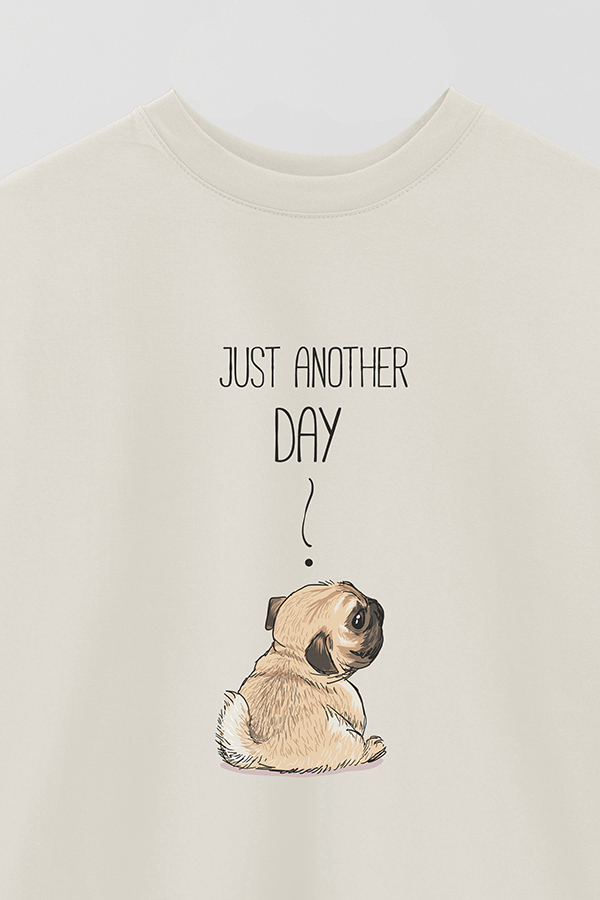 REMERA OVER ESTAMPADA DOG JUST ANOTHER DAY