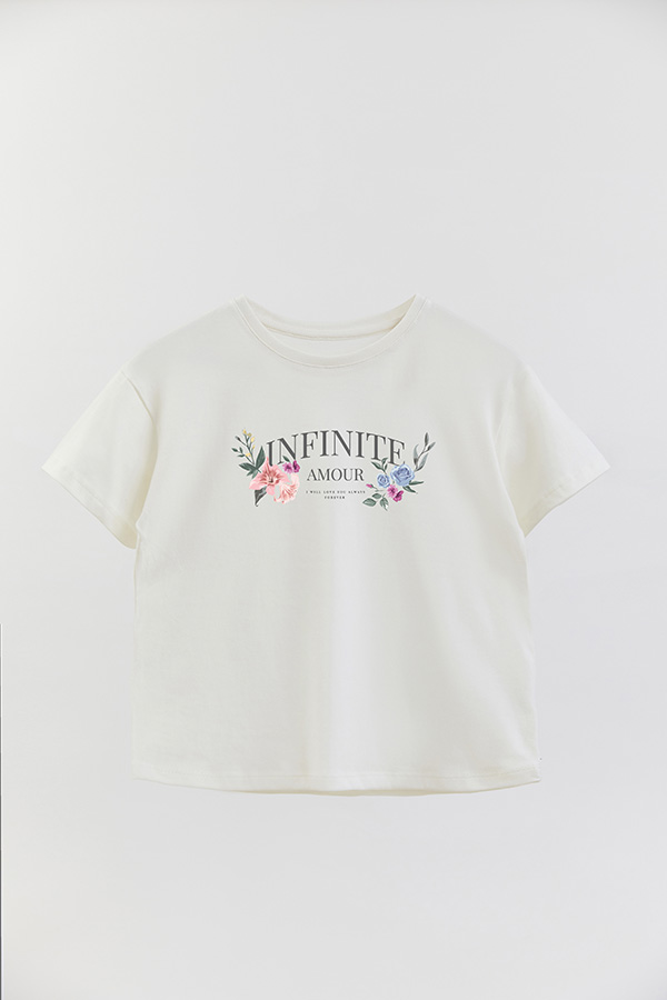 REMERA GIRL OVER INFINITE AMOUR