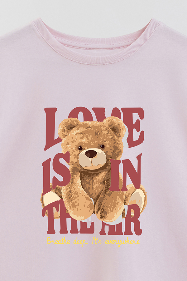 REMERA GB OVERSIZE LOVE IS IN THE AIR
