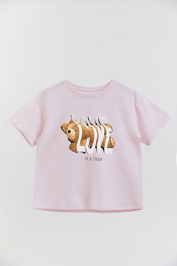 REMERA GB OVERSIZE LOVE IS A TRAP