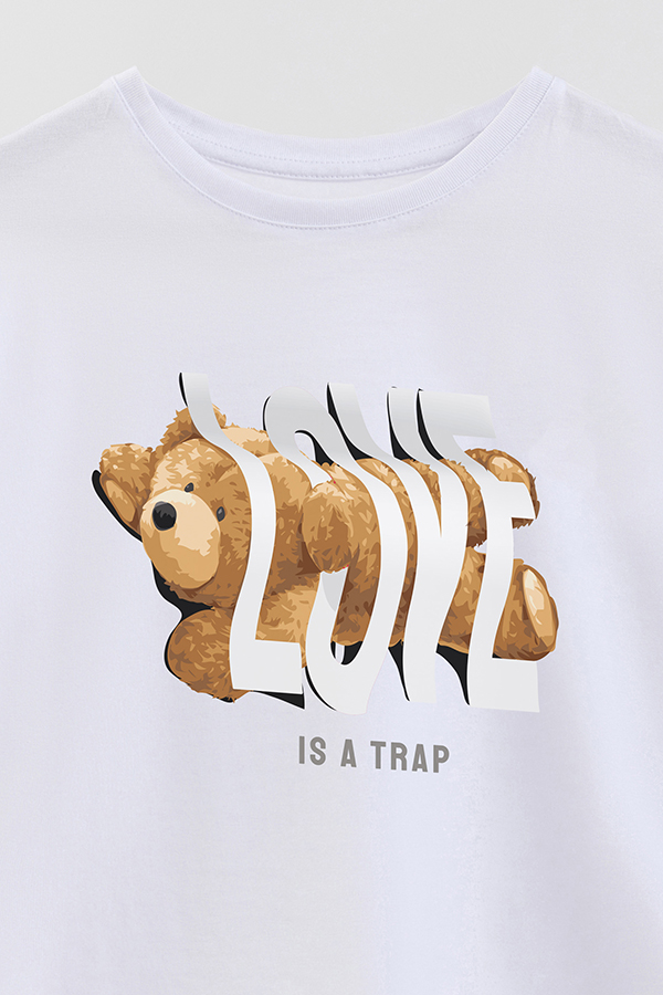 REMERA GB OVERSIZE LOVE IS A TRAP