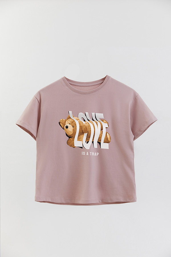 REMERA GB OVERSIZE LOVE IS A TRAP