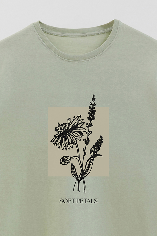 REMERA BASICA ESTAMPADA BT SOFT PETALS