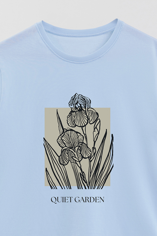 REMERA BASICA ESTAMPADA BT QUIET GARDEN