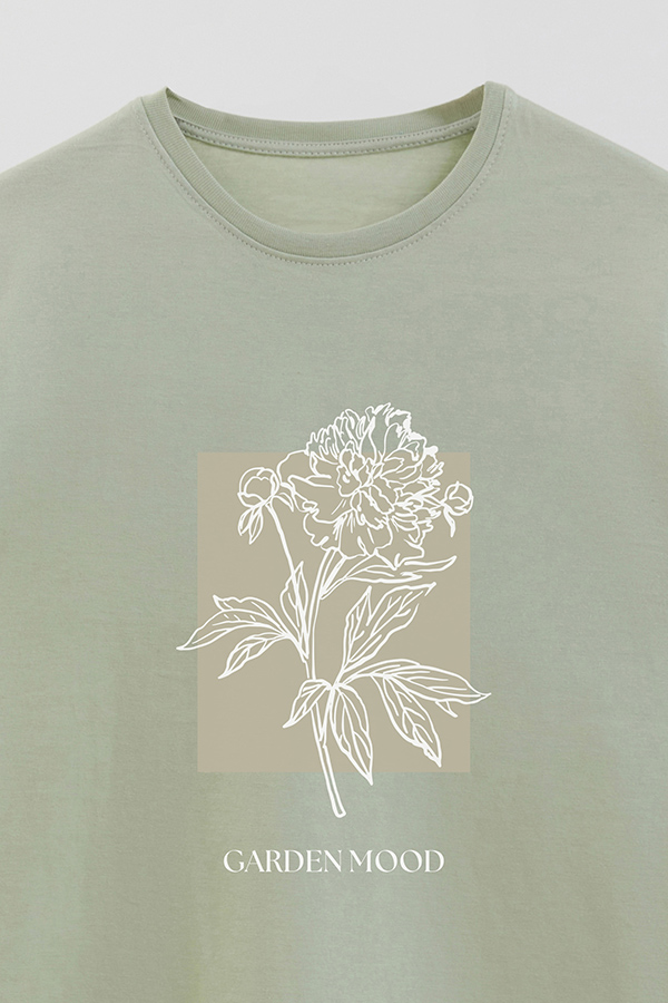 REMERA BASICA ESTAMPADA BT GARDEN MOOD