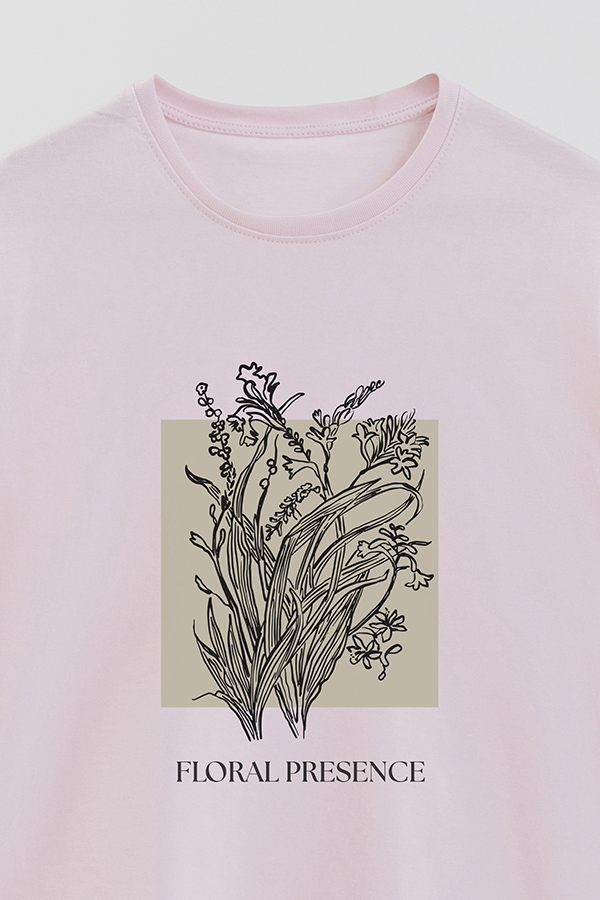 REMERA BASICA ESTAMPADA BT FLORAL PRESENCE
