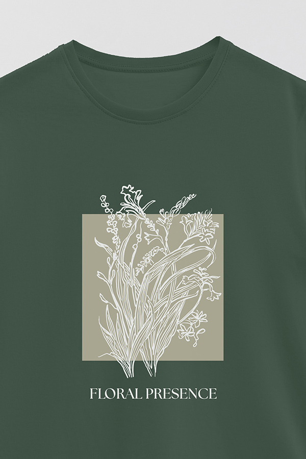 REMERA BASICA ESTAMPADA BT FLORAL PRESENCE