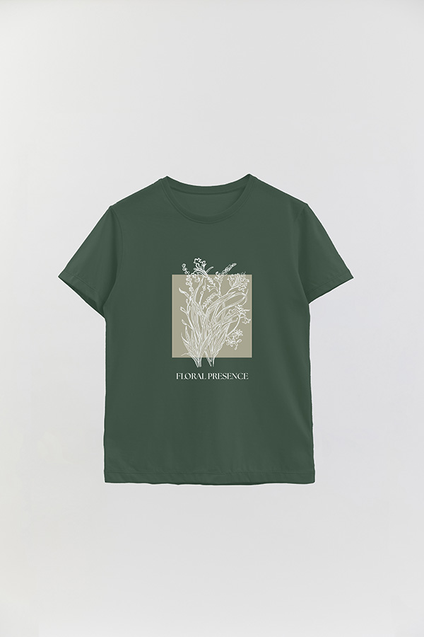 REMERA BASICA ESTAMPADA BT FLORAL PRESENCE