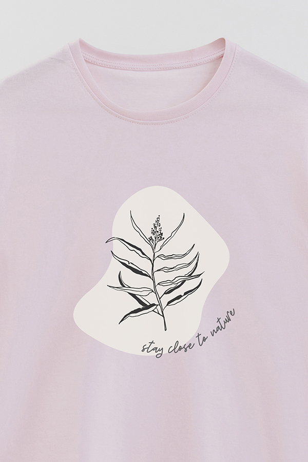 REMERA BASICA ESTAMPADA BT STAY CLOSE