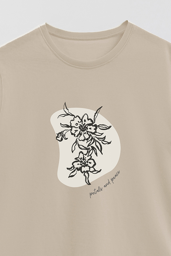 REMERA BASICA ESTAMPADA BT PETALS AND PEACE