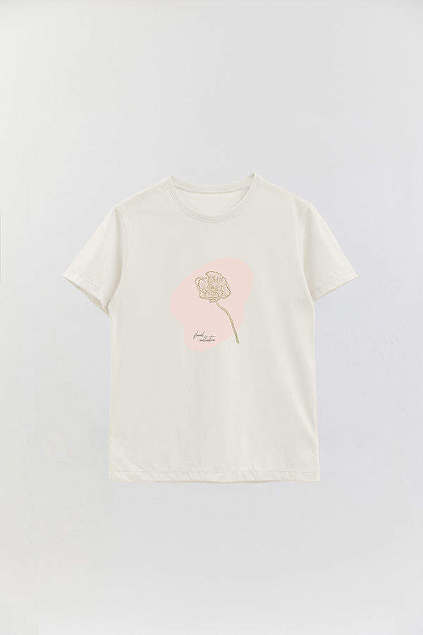 REMERA BASICA ESTAMPADA BT FLORAL COLLECTION