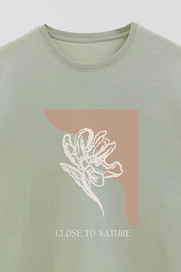 REMERA BASICA ESTAMPADA BT CLOSE TO NATURE