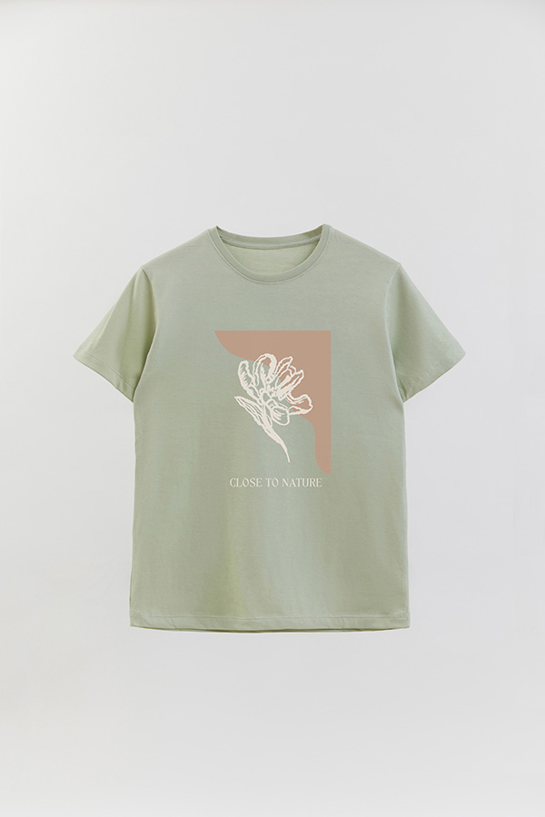 REMERA BASICA ESTAMPADA BT CLOSE TO NATURE