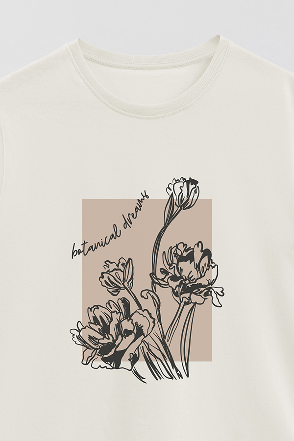 REMERA BASICA ESTAMPADA BT BOTANICAL DREAMS