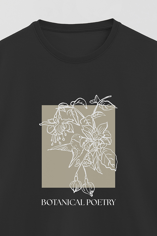 REMERA BASICA ESTAMPADA BT BOTANICAL POETRY