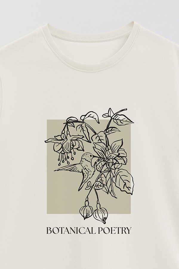 REMERA BASICA ESTAMPADA BT BOTANICAL POETRY