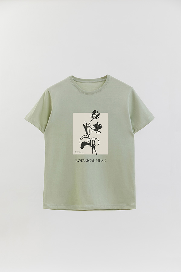 REMERA BASICA ESTAMPADA BT BOTANICAL MUSE
