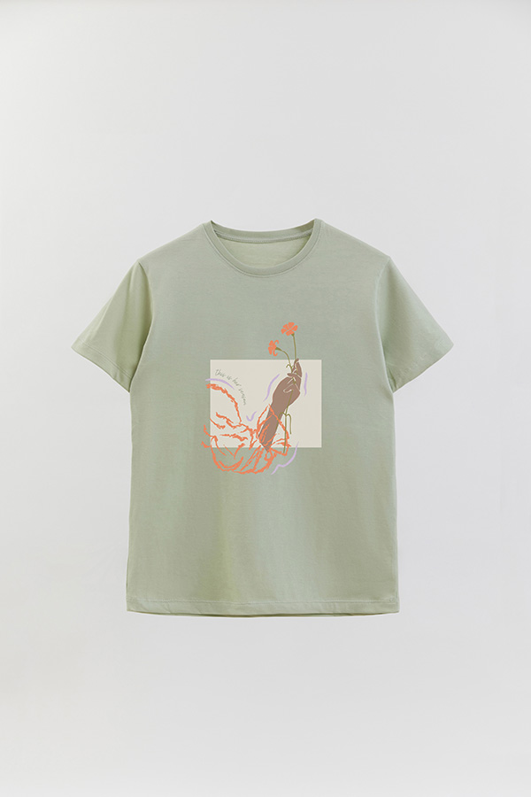 REMERA BASICA ESTAMPADA WC THIS IS HER SEASON