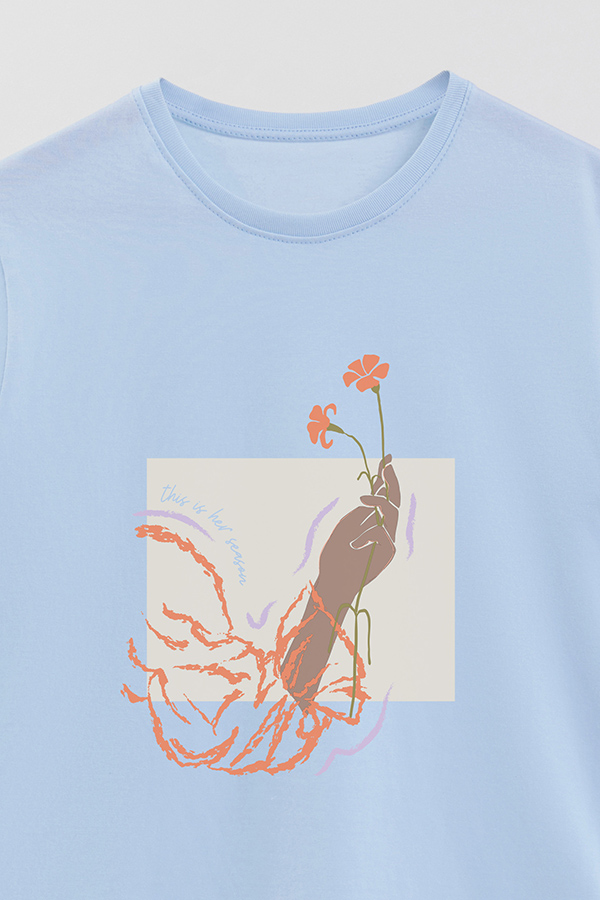 REMERA BASICA ESTAMPADA WC THIS IS HER SEASON