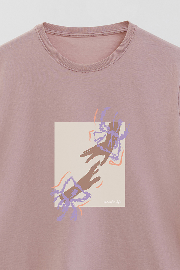 REMERA BASICA ESTAMPADA WC ROMANTIC LIFE