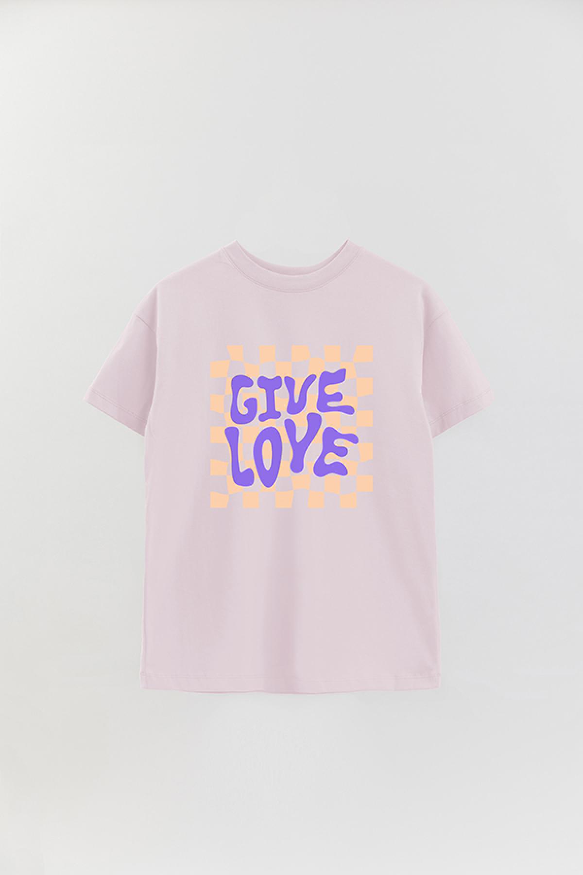 REMERA OVER ESTAMPADA LV GIVE LOVE