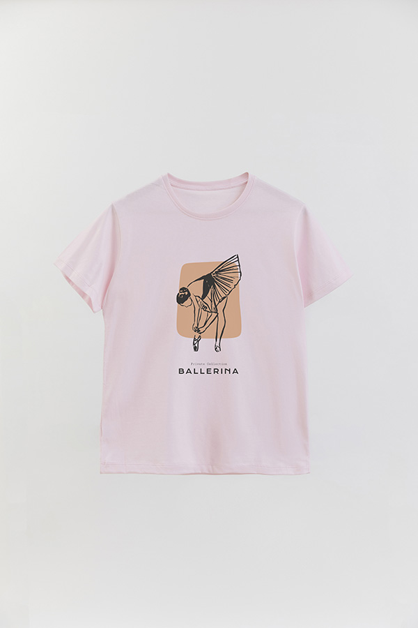 REMERA BASICA ESTAMPADA W BALLERINA