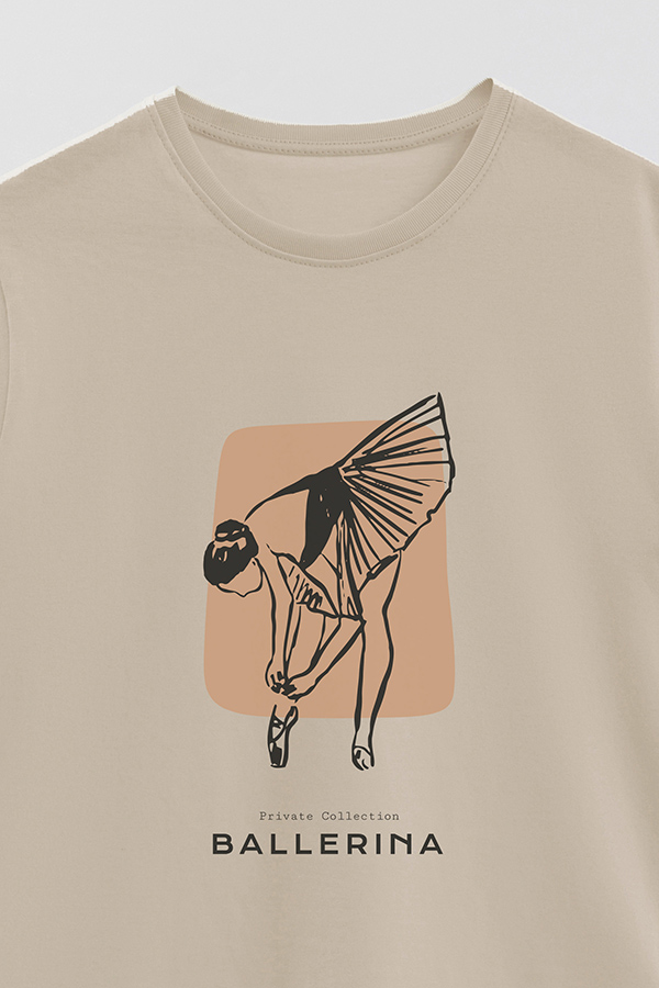 REMERA BASICA ESTAMPADA W BALLERINA