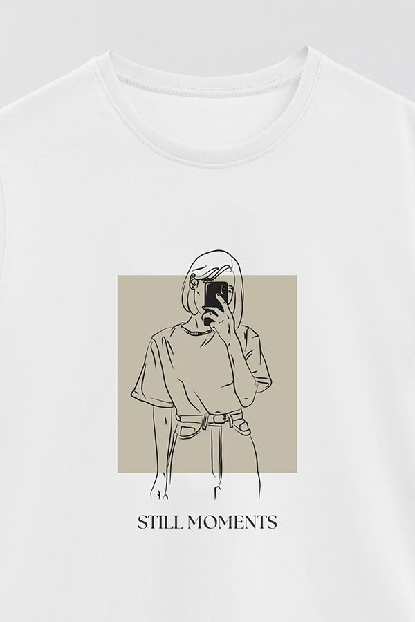 REMERA BASICA ESTAMPADA STILL MOMENTS