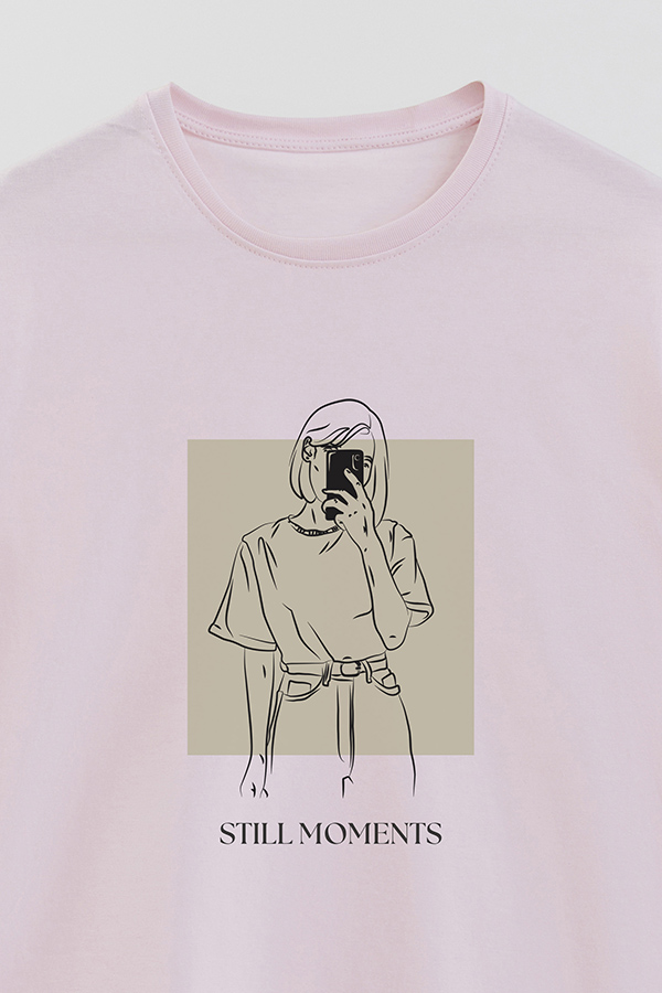 REMERA BASICA ESTAMPADA STILL MOMENTS