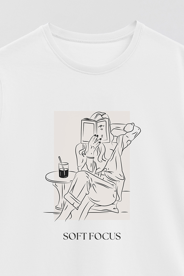 REMERA BASICA ESTAMPADA SOFT FOCUS