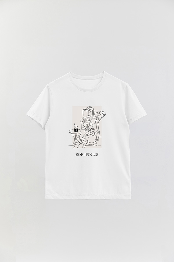REMERA BASICA ESTAMPADA SOFT FOCUS