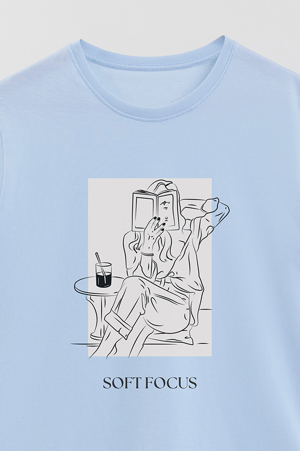 REMERA BASICA ESTAMPADA SOFT FOCUS